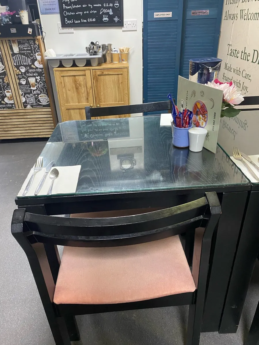 Table Chairs - Image 2