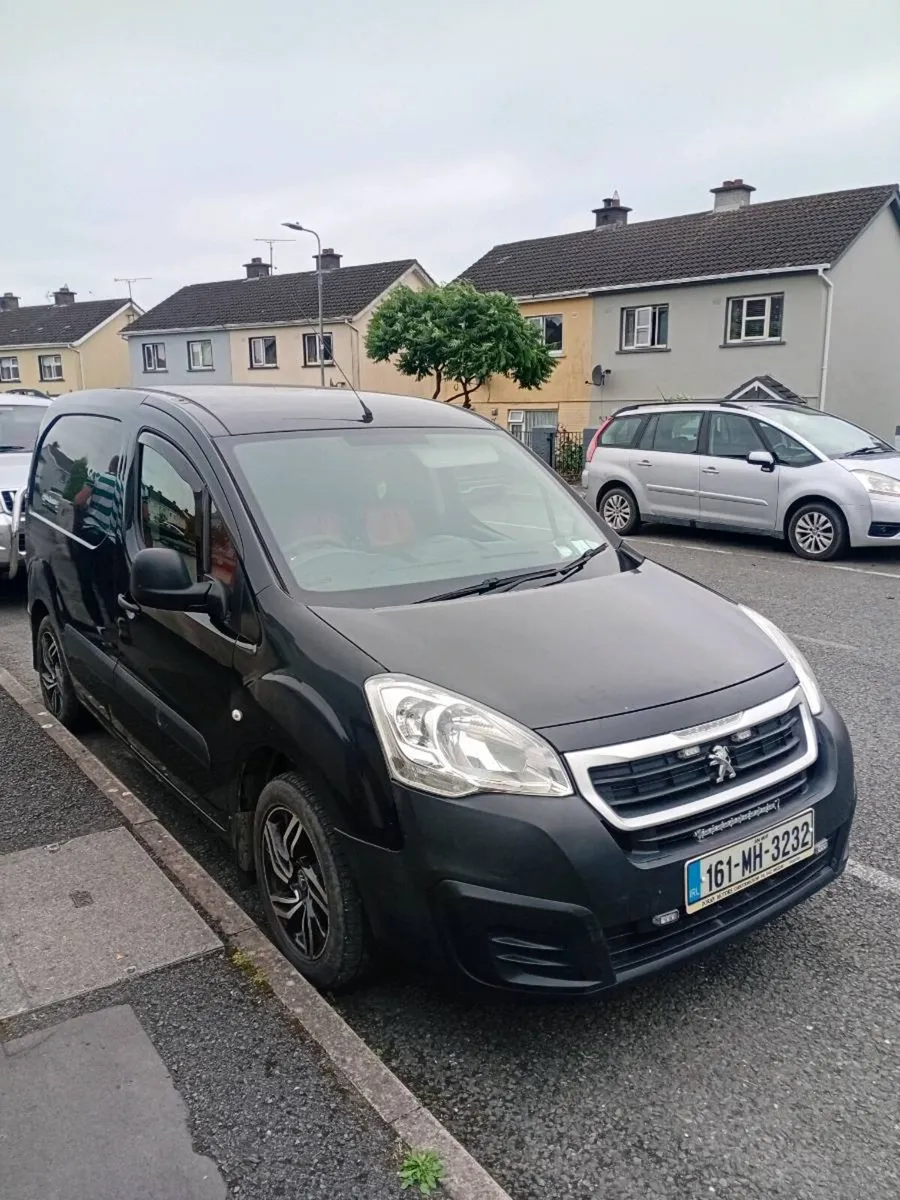 Peugeot Partner - Image 1