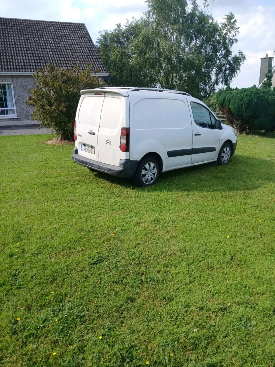 van for sale - Image 3