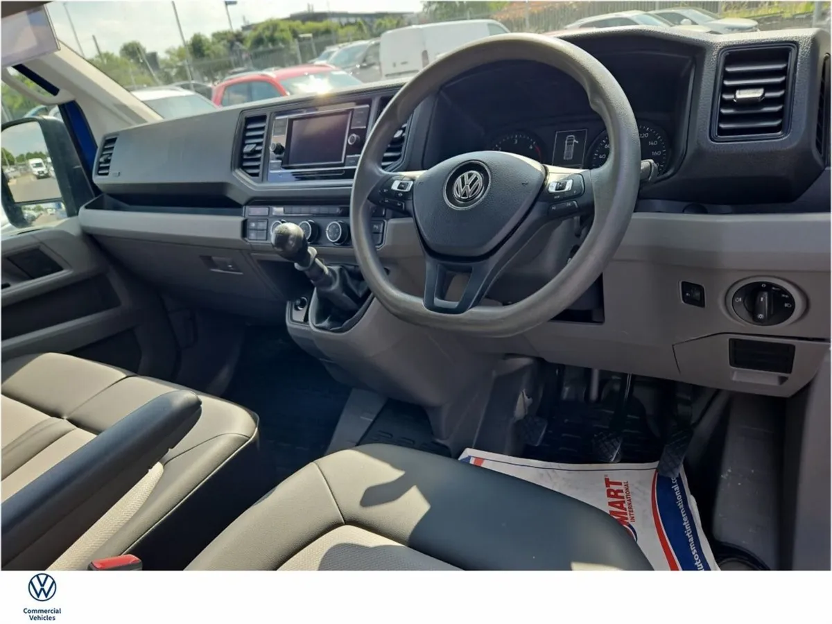 Volkswagen Crafter CRAFTER MWB 1 OWNER - CAMERA - - Image 2