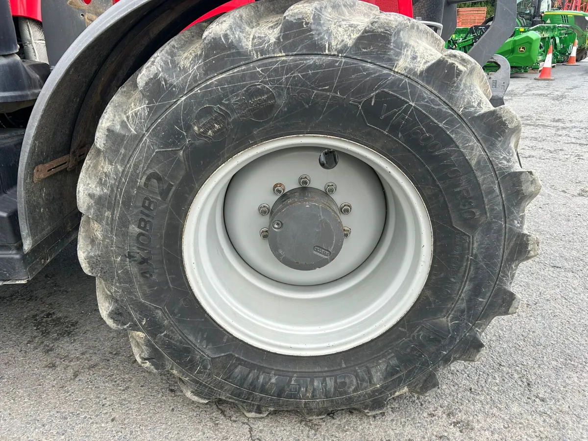 2019 Massey Ferguson 7726 S - Image 3