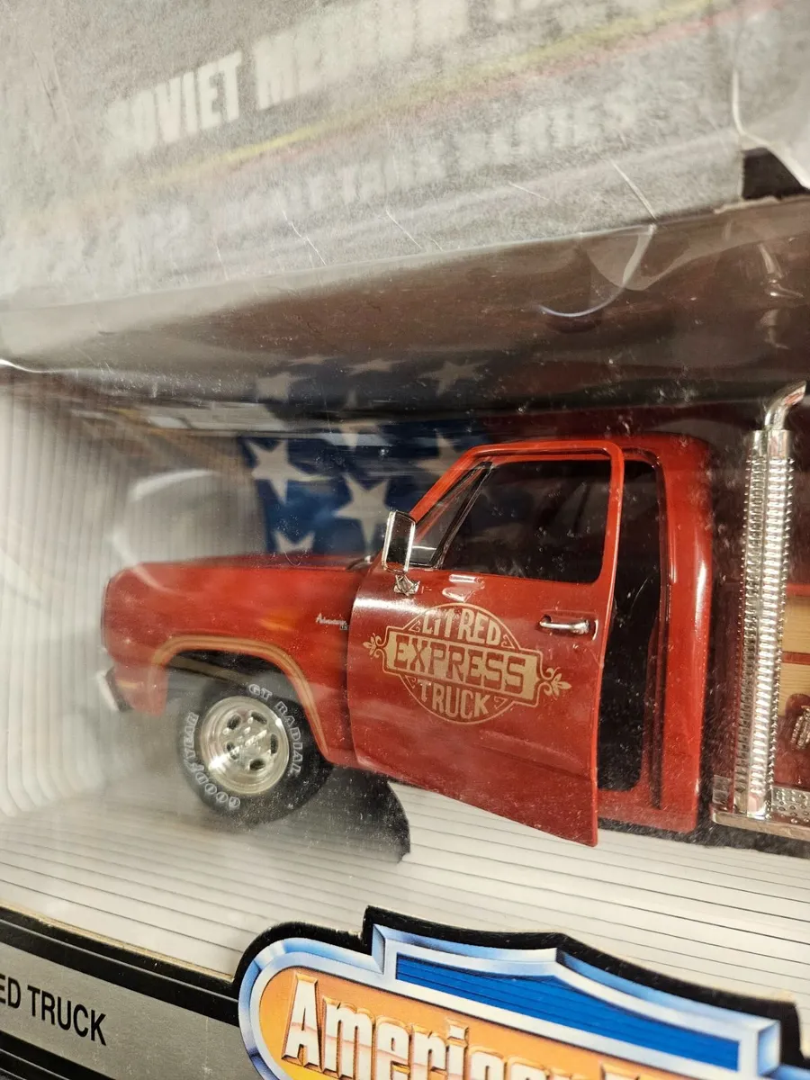 Corgi ERTL 78 Dodge Truck 1.18 - Image 3