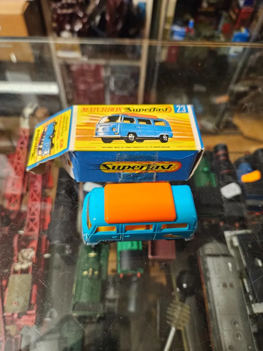 Matchbox Superfast VW Camper Van - Image 2