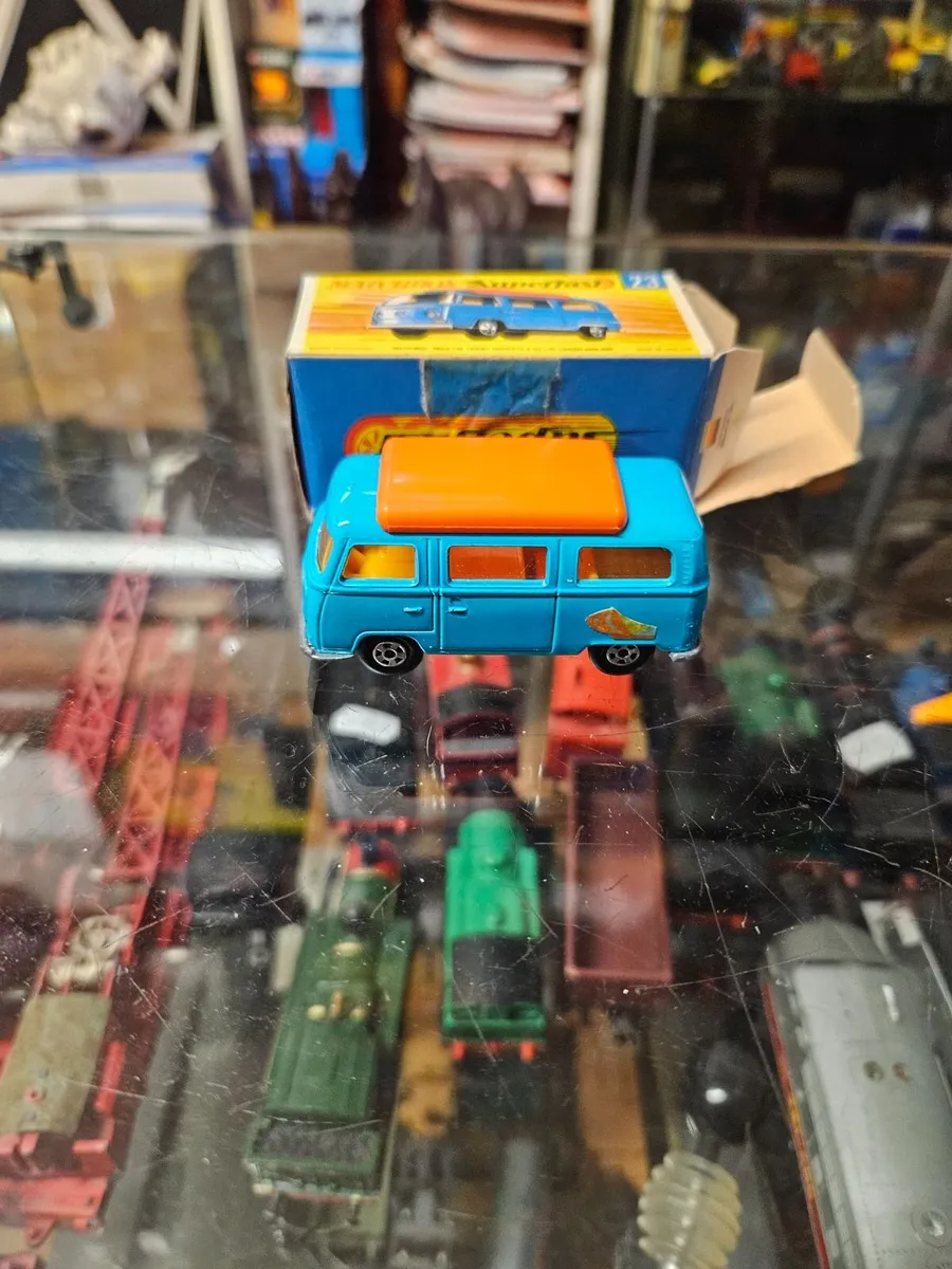 Matchbox Superfast VW Camper Van - Image 3