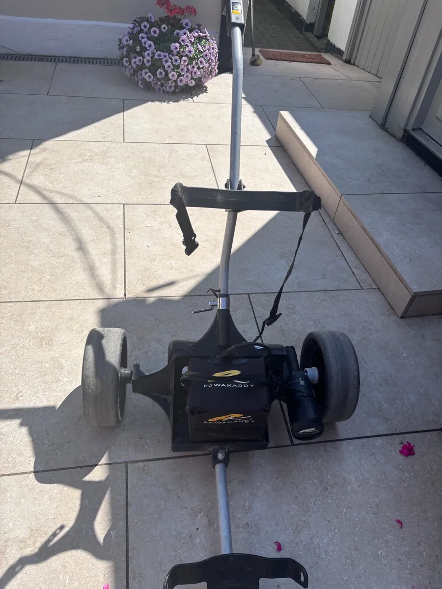 Battery powered golf trolly “Powacaddy” - Image 4