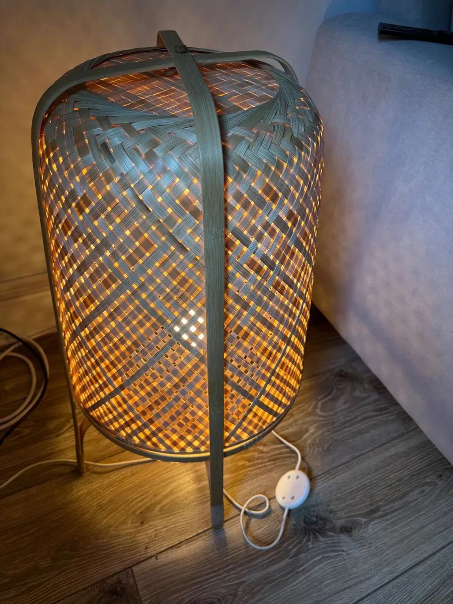 Bamboo floor lamp - Image 3