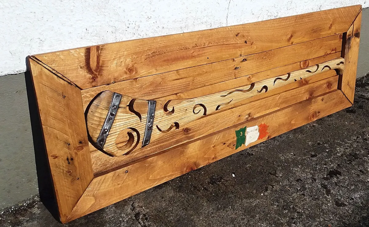Rustic Old Irish Hurley Wallmount Wood Art - Image 3