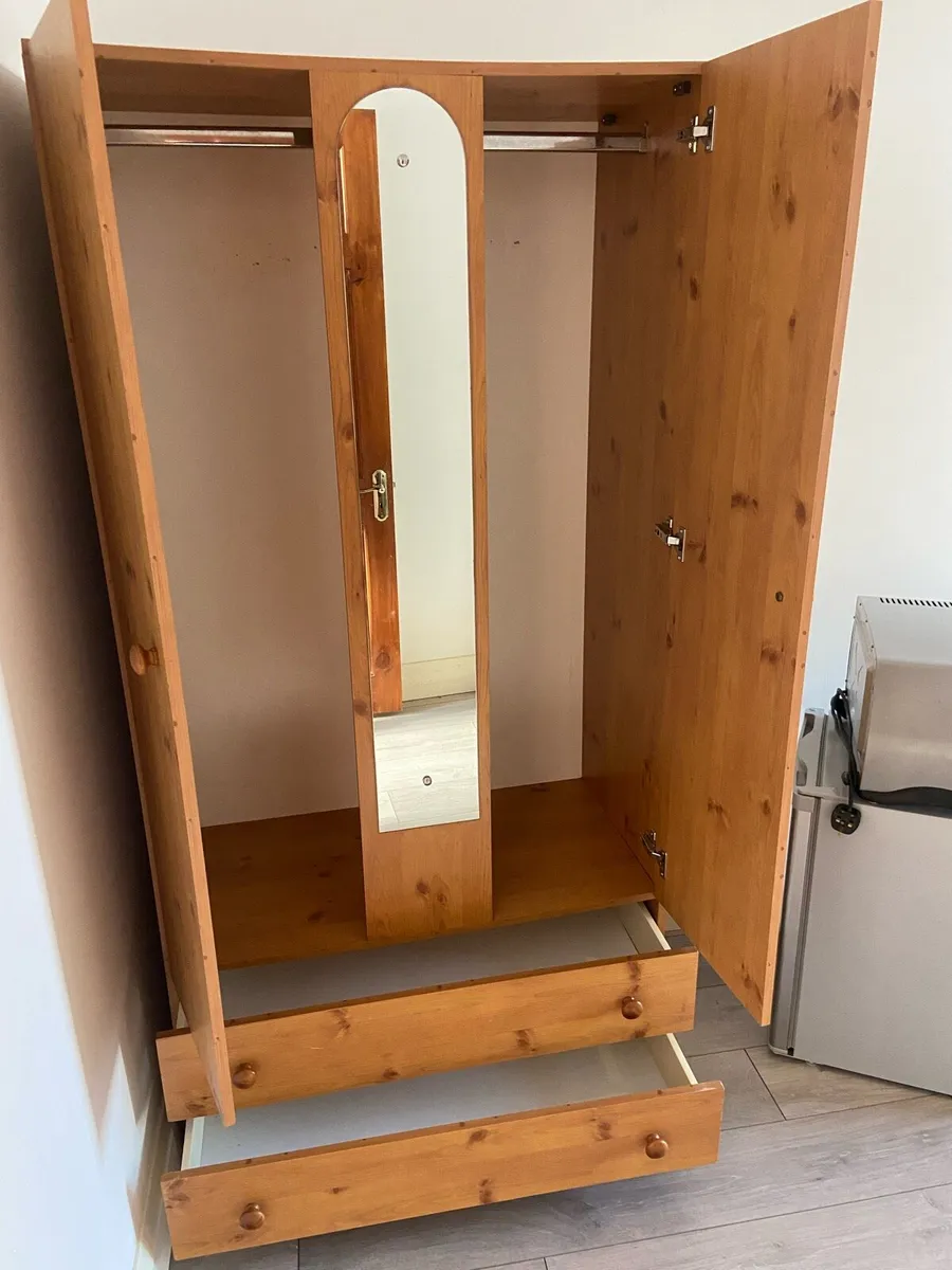 Large wardrobe - Image 2