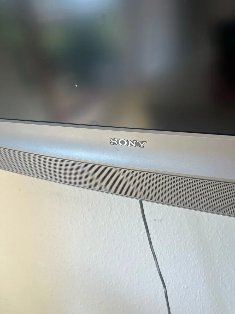 Sony Bravia LCD television - Image 2
