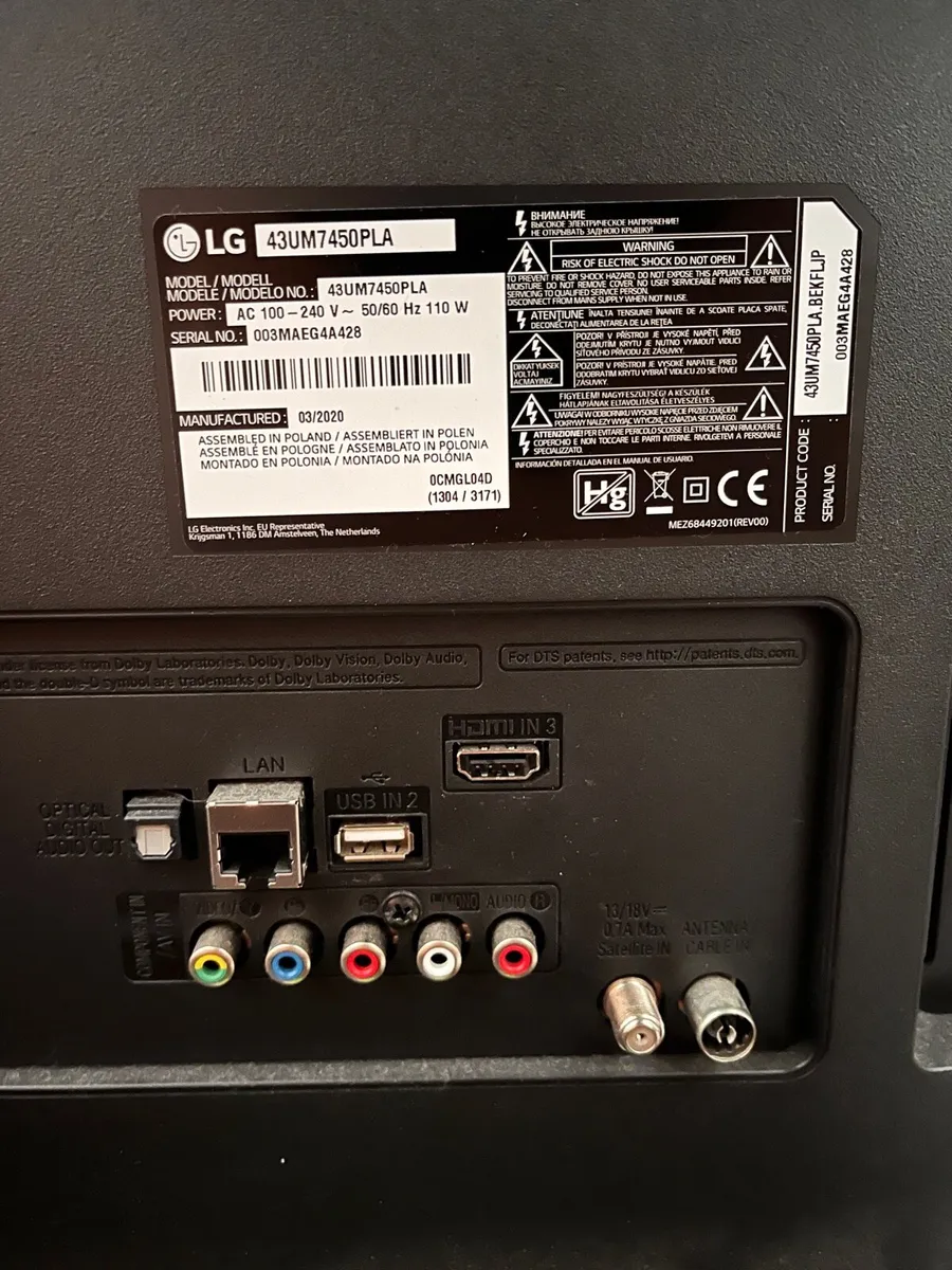 43” LG Smart TV Perfect Condition - Image 4