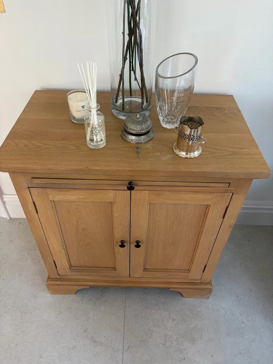 Neptune Dining Set - Image 1