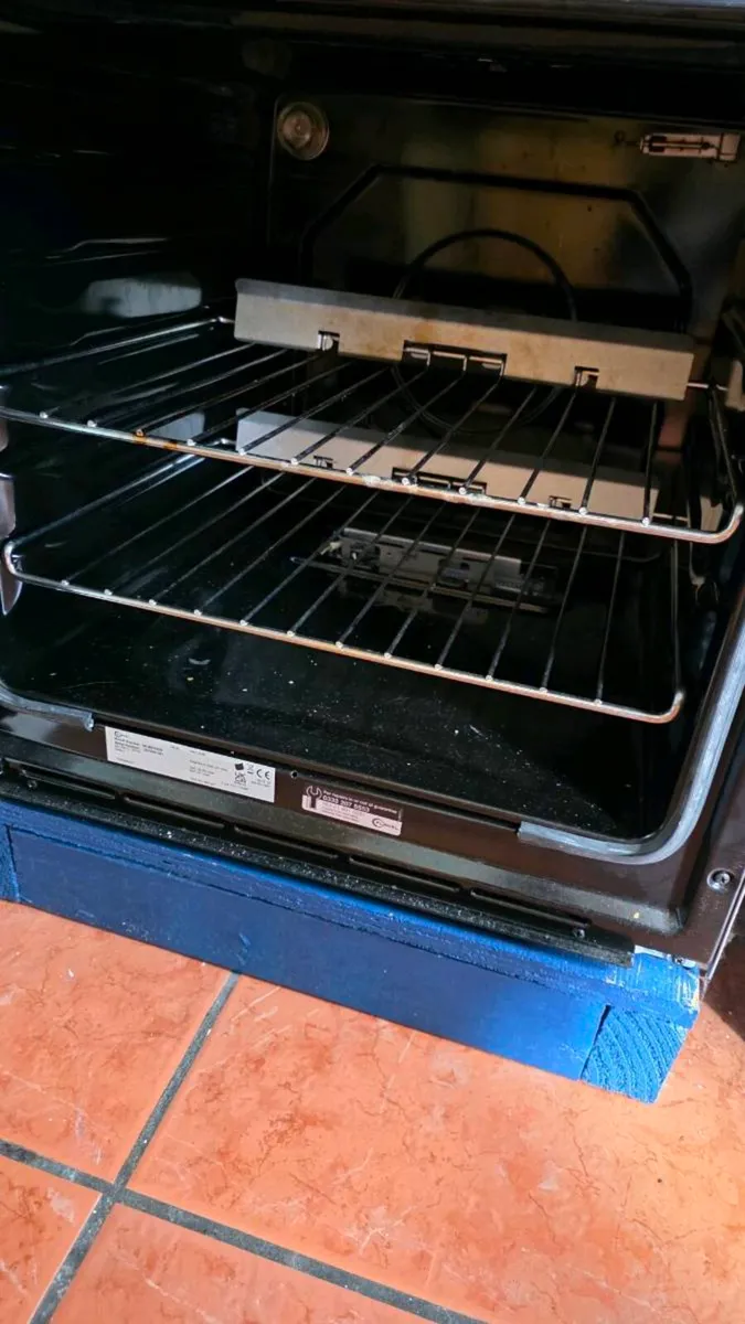 Gas Cooker - Image 4