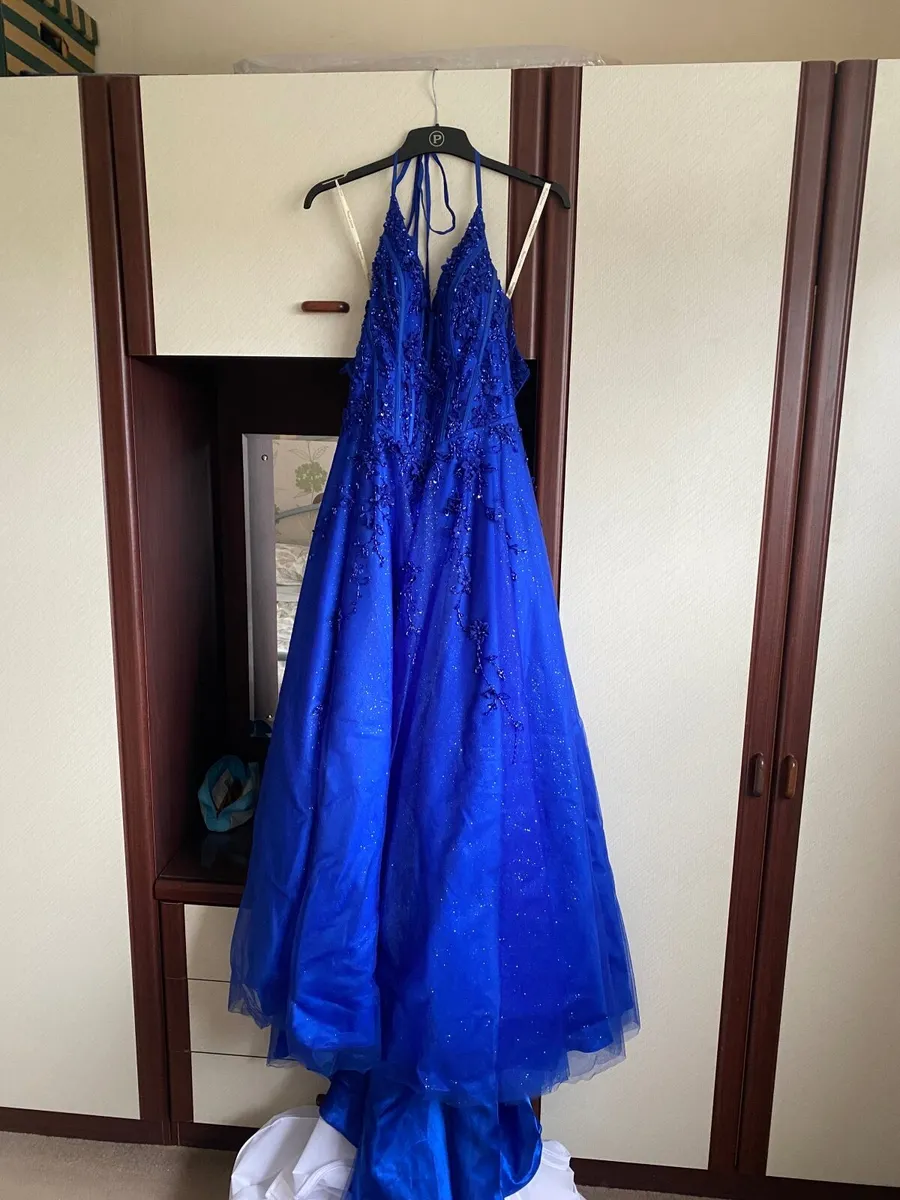 Debs/Grad dress - Image 4