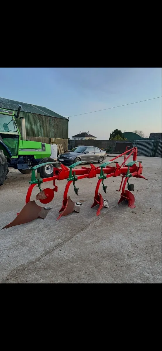 Kverneland 4 furrow plough - Image 3