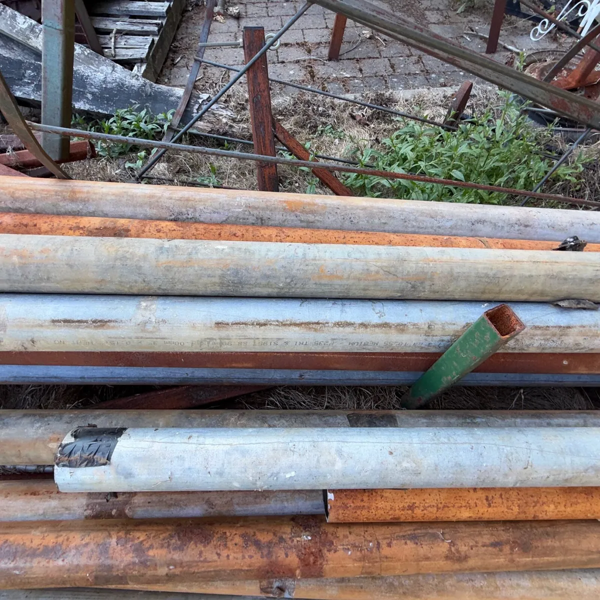 Steel pipes . 3 inch heavy - Image 2