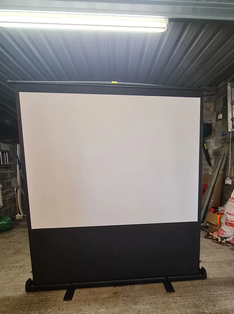 Durnic Projector Screen - Image 2