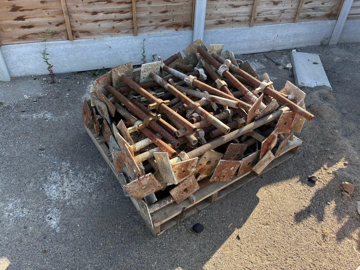 Scaffolding bars - Image 3