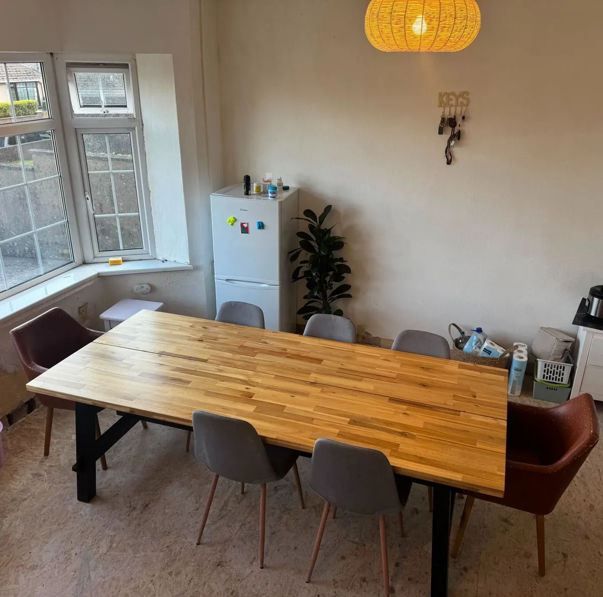 Dining room table - Image 3