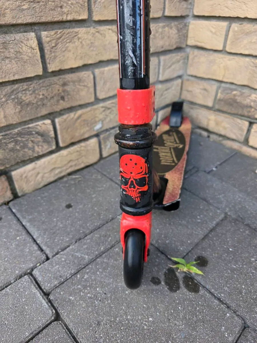 Scooter - Image 2
