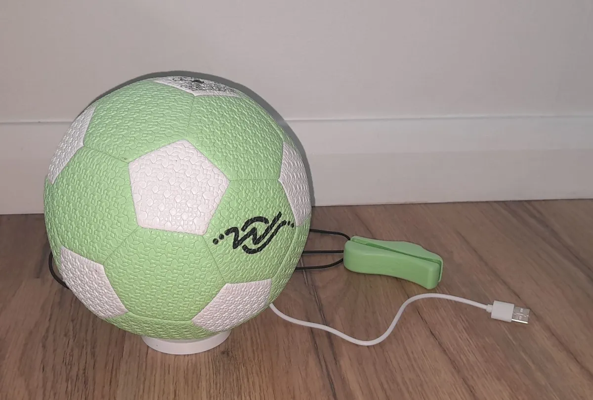Kids Interactive Training Football - Image 1