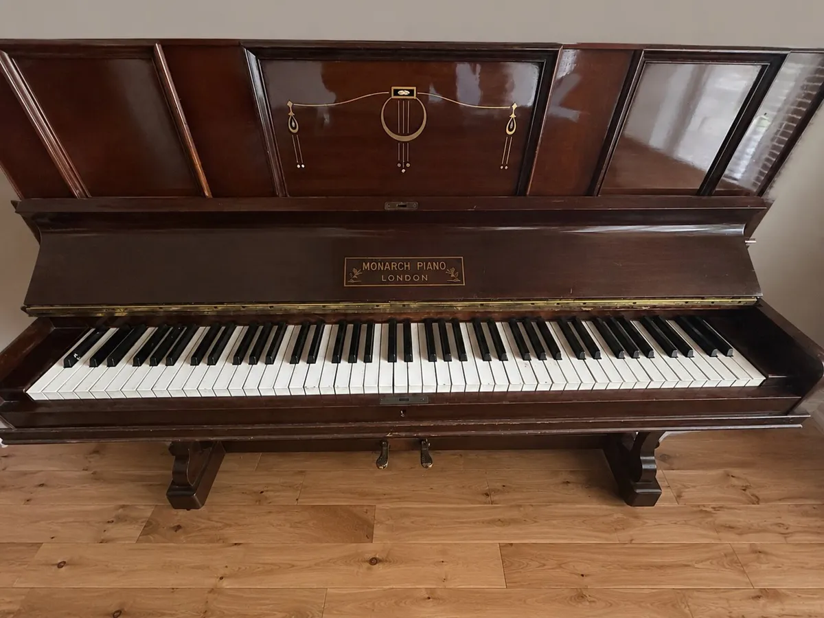Piano - Image 2
