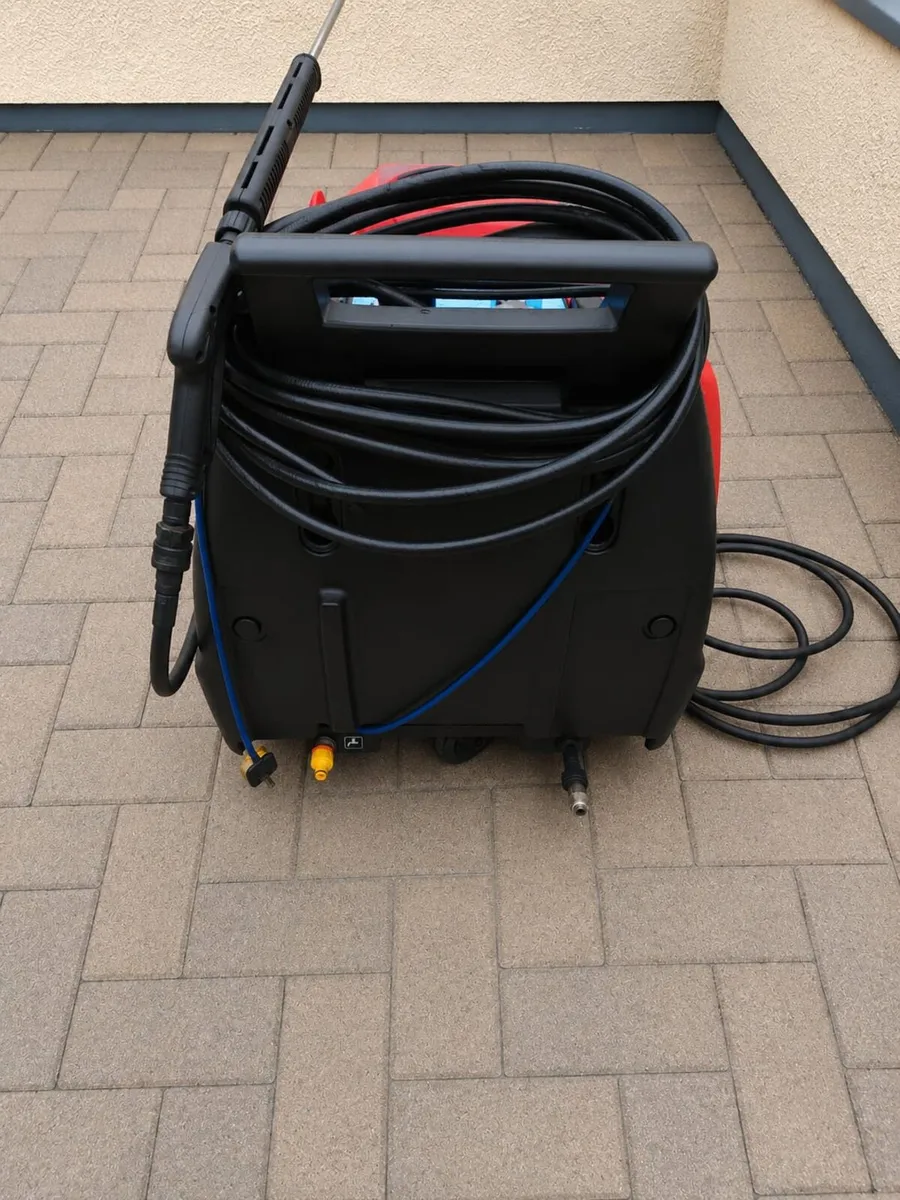 Pressure washer - Image 1