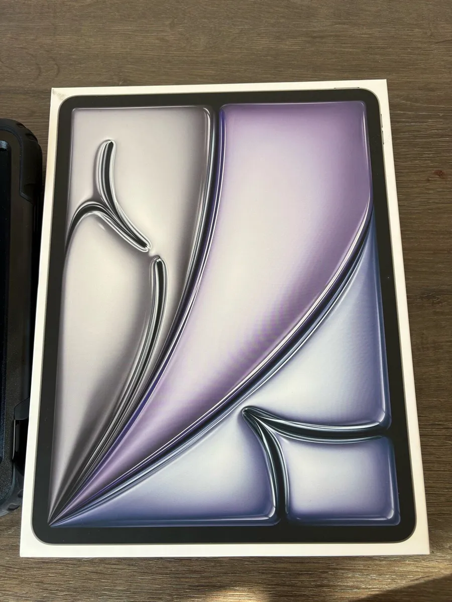 iPad Air 13 inch M3 128gb - Image 2
