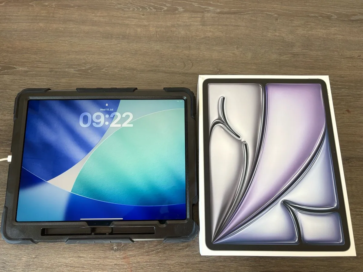 iPad Air 13 inch M3 128gb - Image 3
