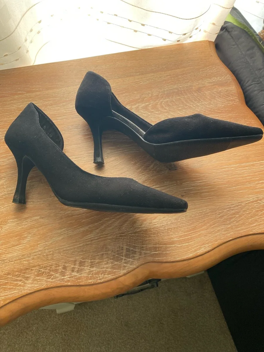 Ladies shoes - Image 2