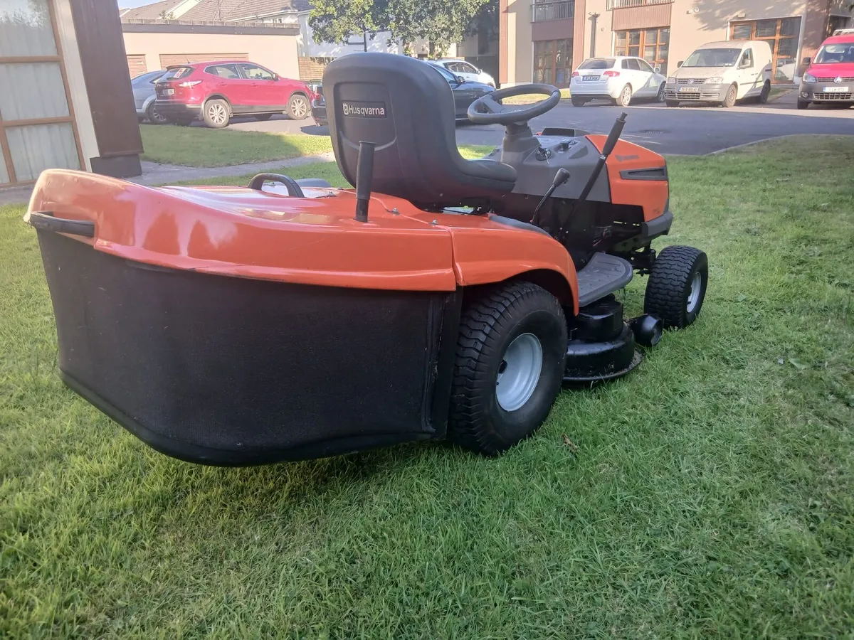 Ride on lawnmower - Image 3