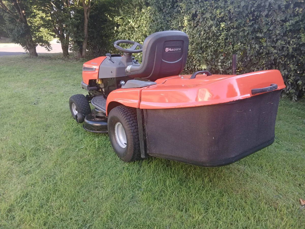 Ride on lawnmower - Image 4