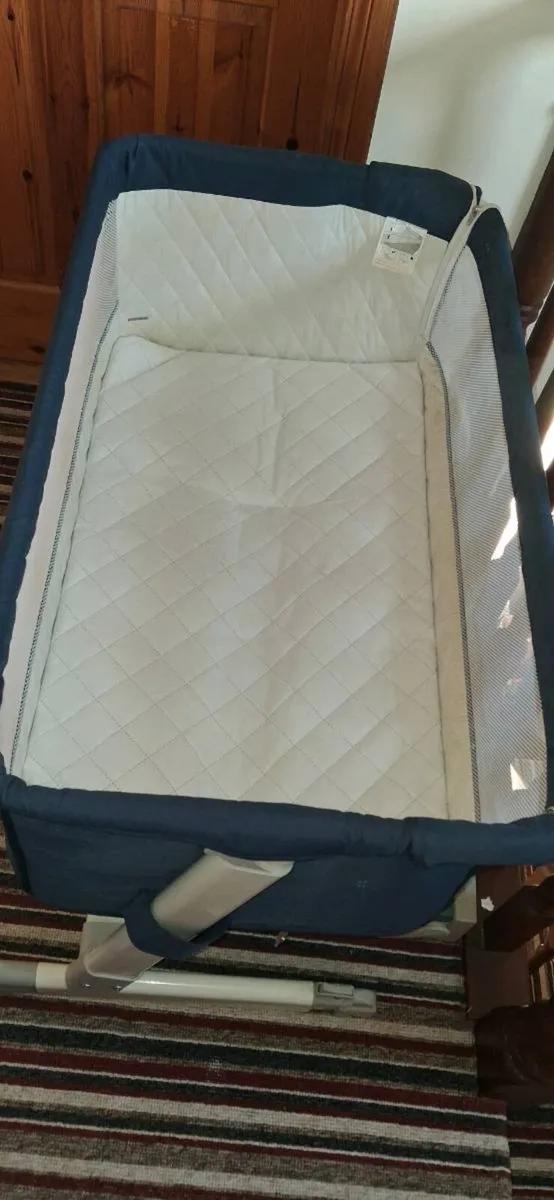 Next to me cot - Image 2