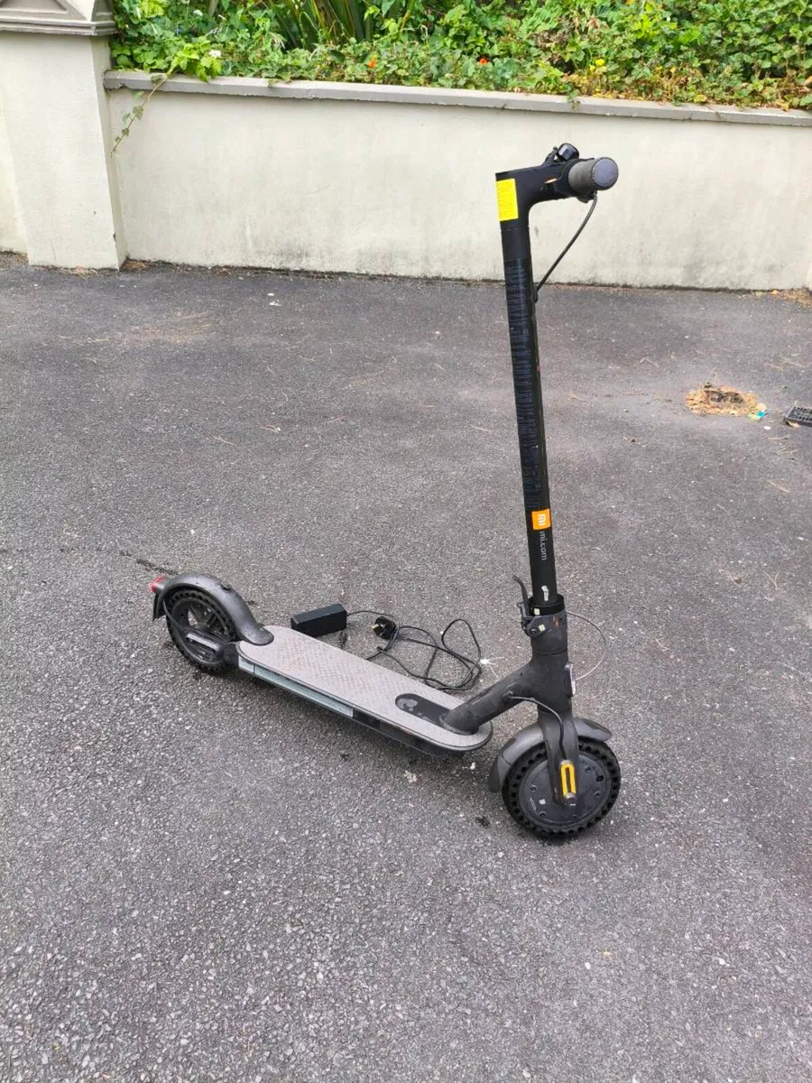 Scooter like new. Perfect working order - Image 3
