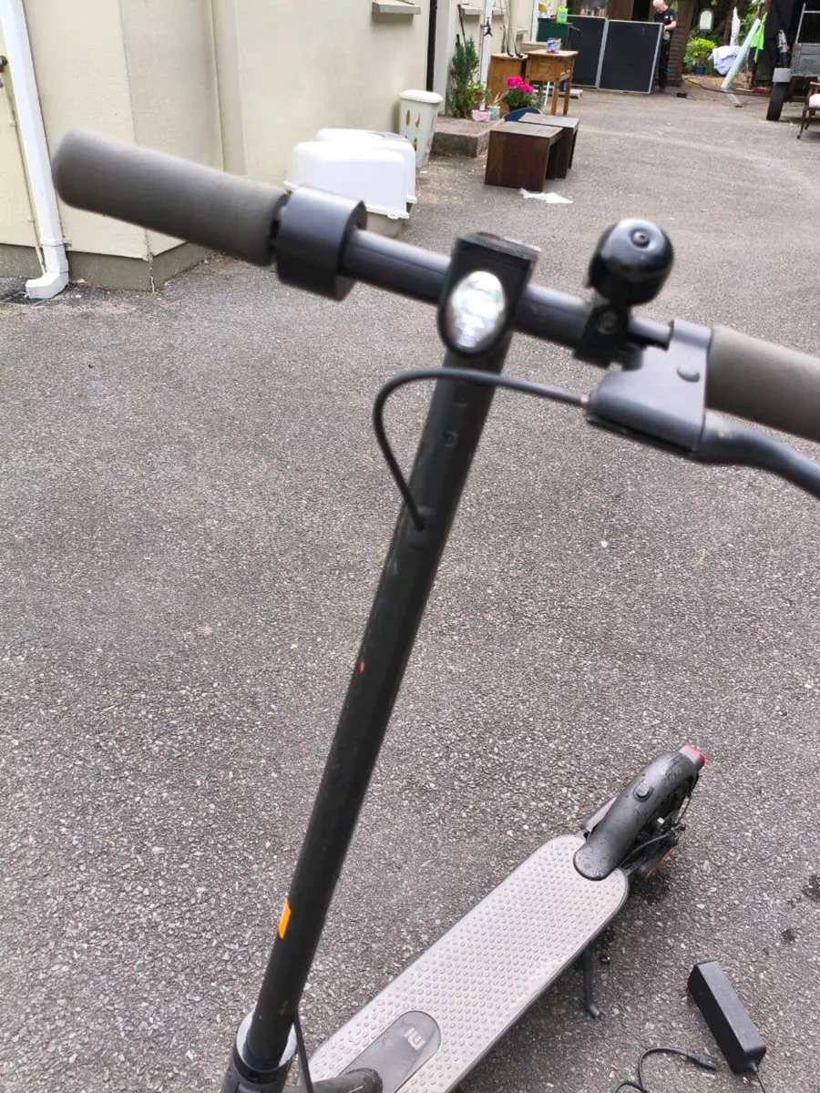 Scooter like new. Perfect working order - Image 4