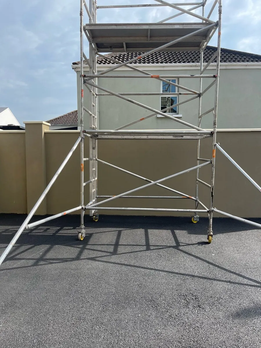 Aluminium scaffolding tower - Image 2