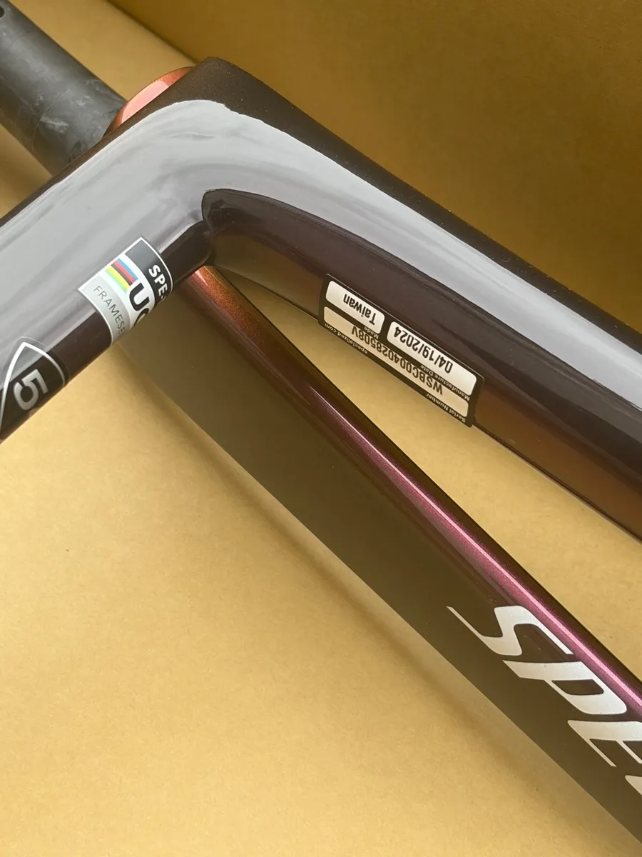 2025 S-Works Tarmac SL8 Frameset 54/M - Image 4