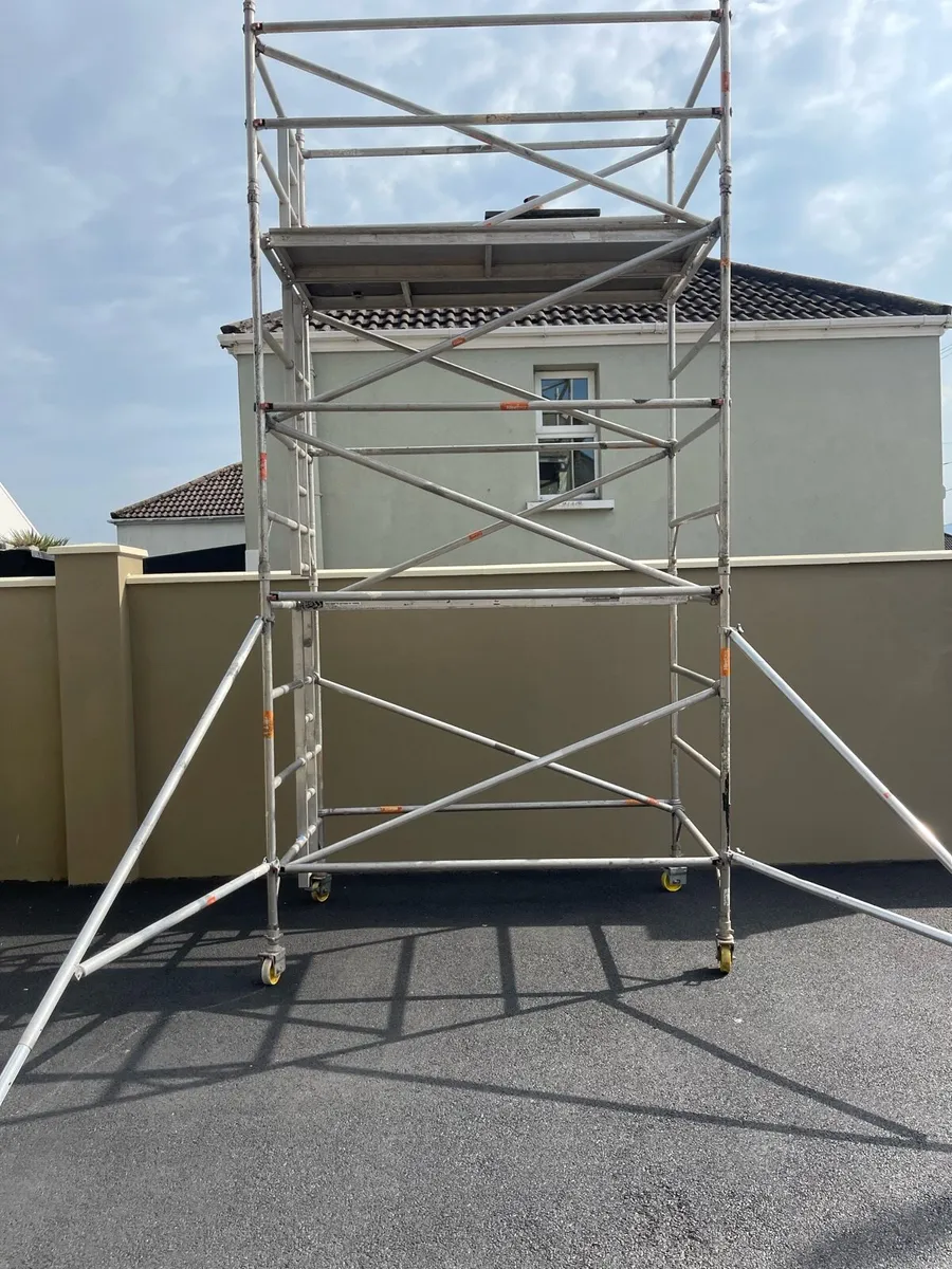 Aluminium scaffolding tower - Image 4