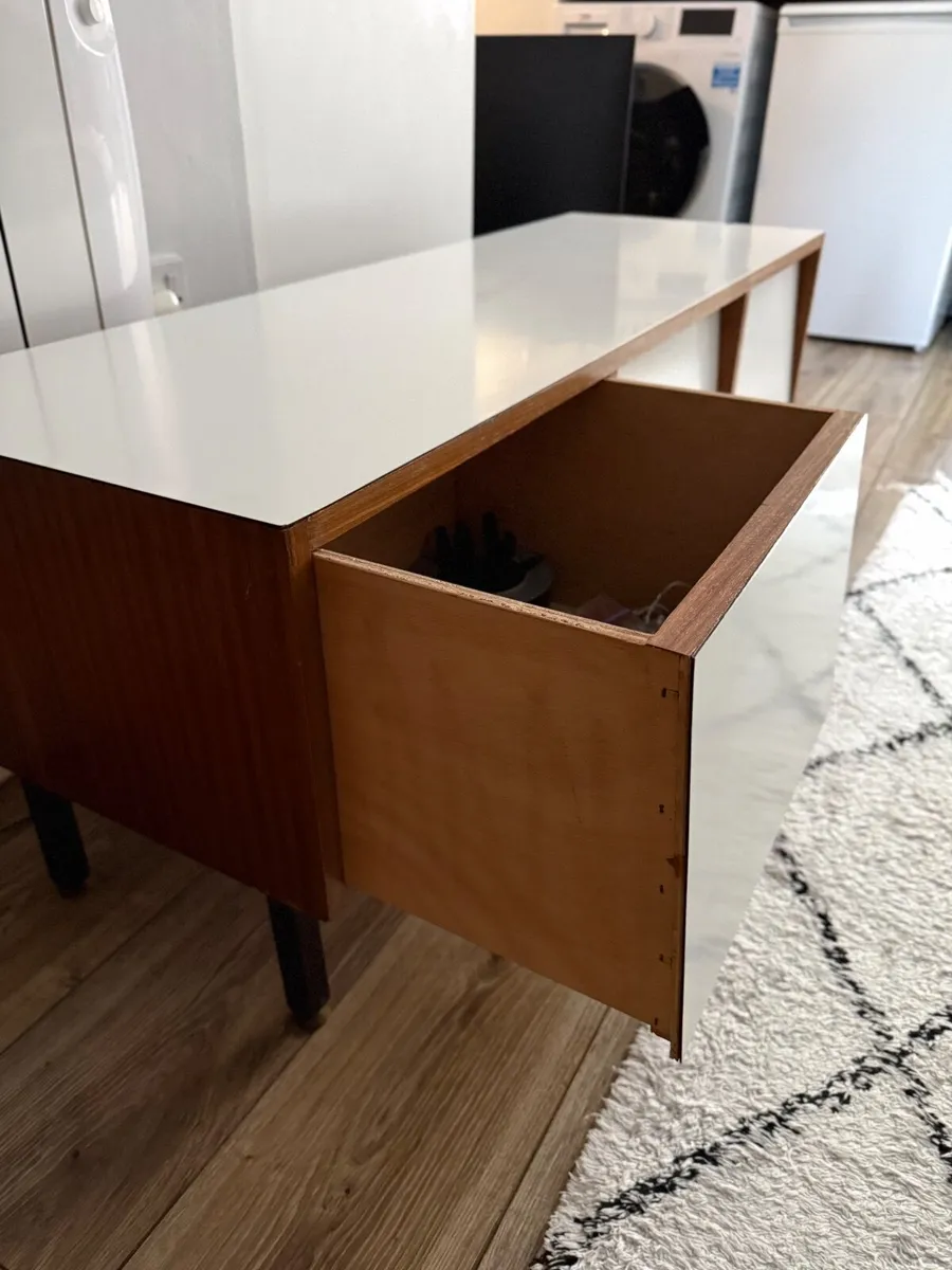 Vintage Dutch 1978 tv cabinet - Image 2