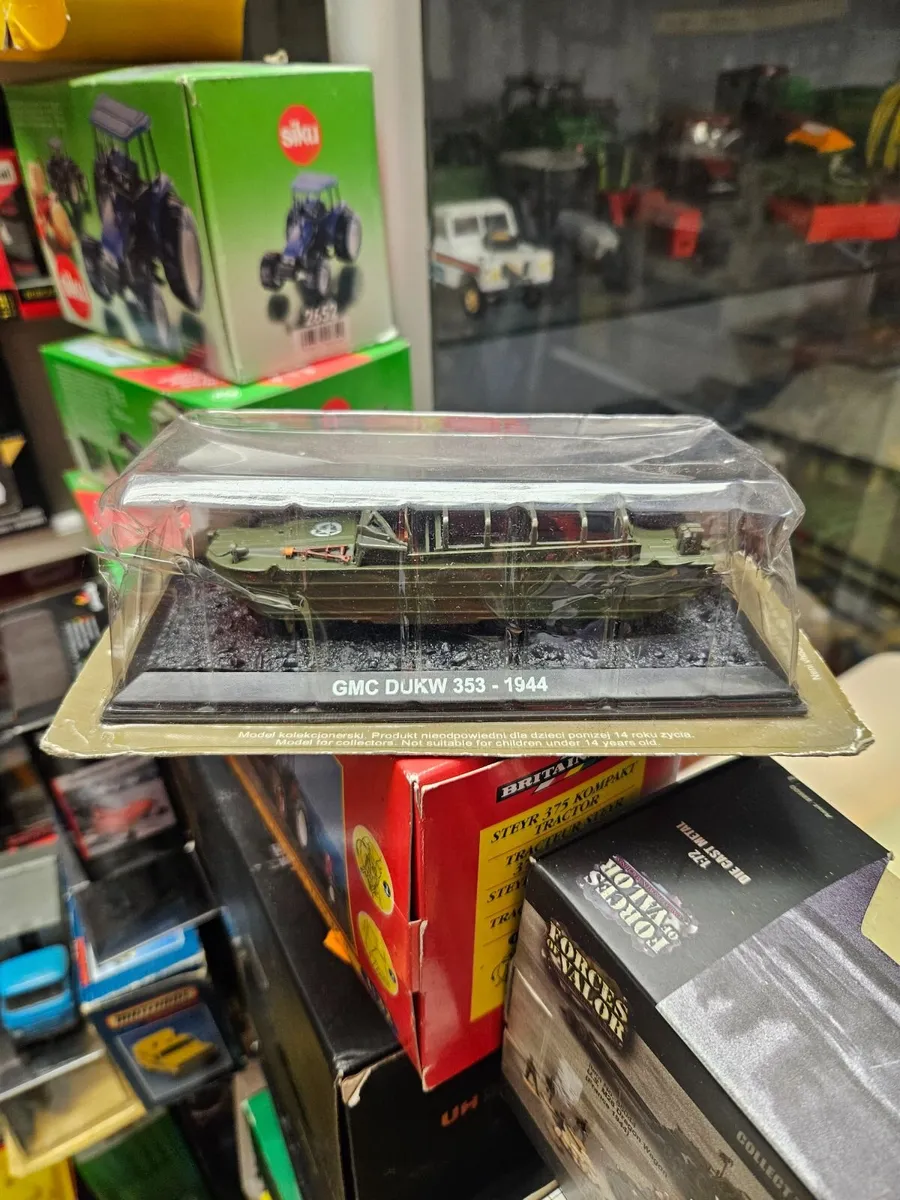 Corgi Atlas DUKW Normandy June 1944 - Image 1