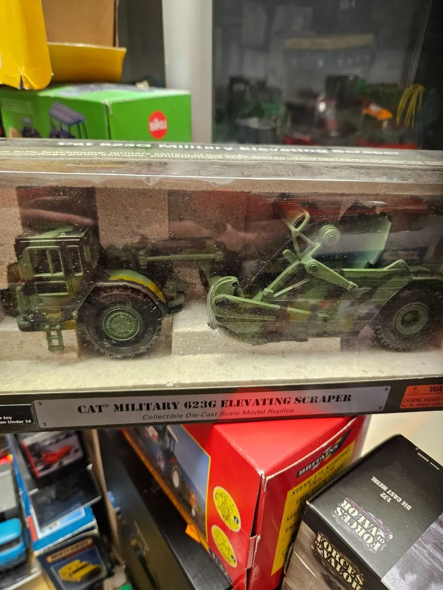 Corgi Norscot Caterpillar Army Military Road Scrap - Image 3