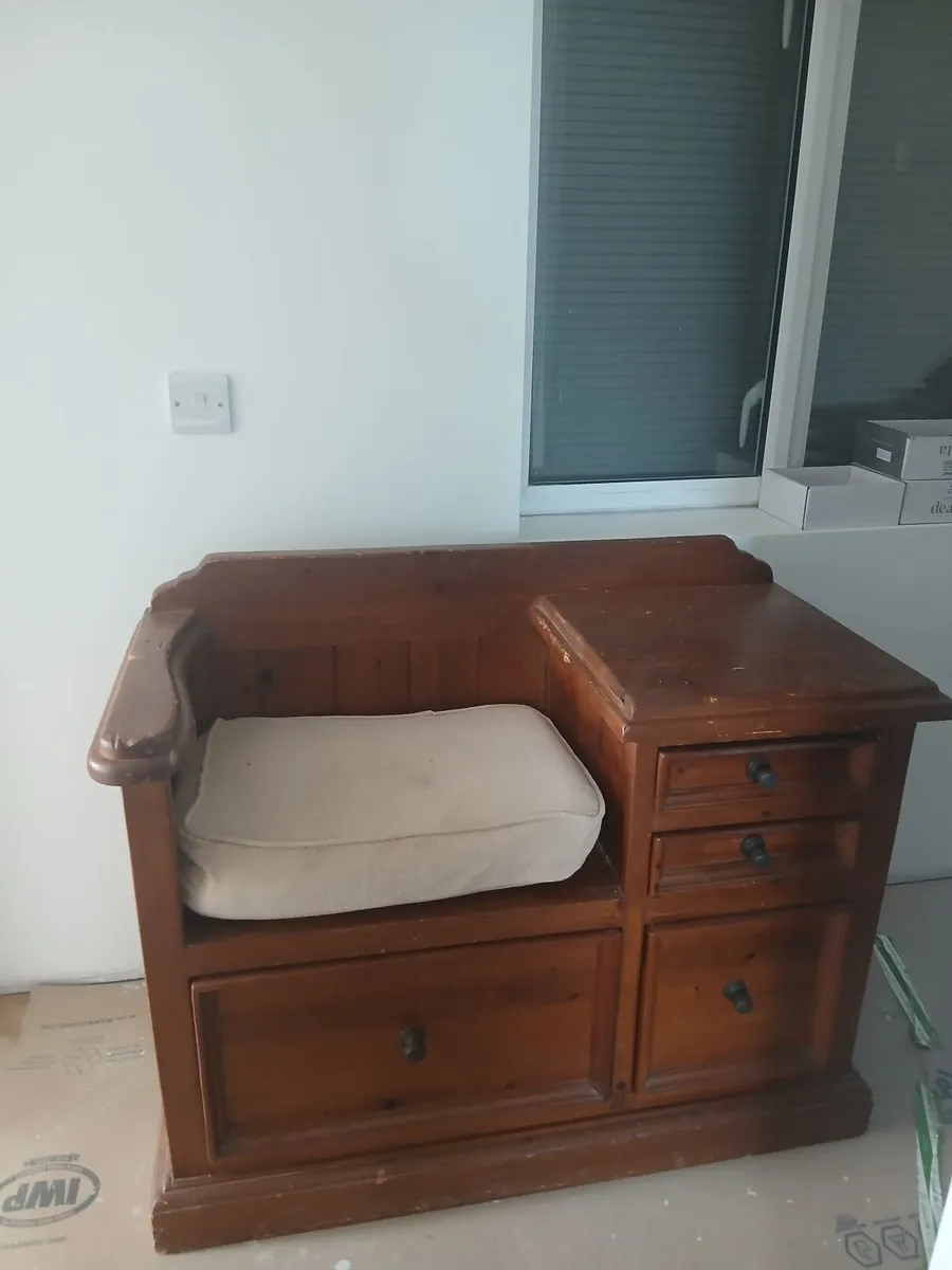 Bedroom furniture and hall.table.with seat - Image 3