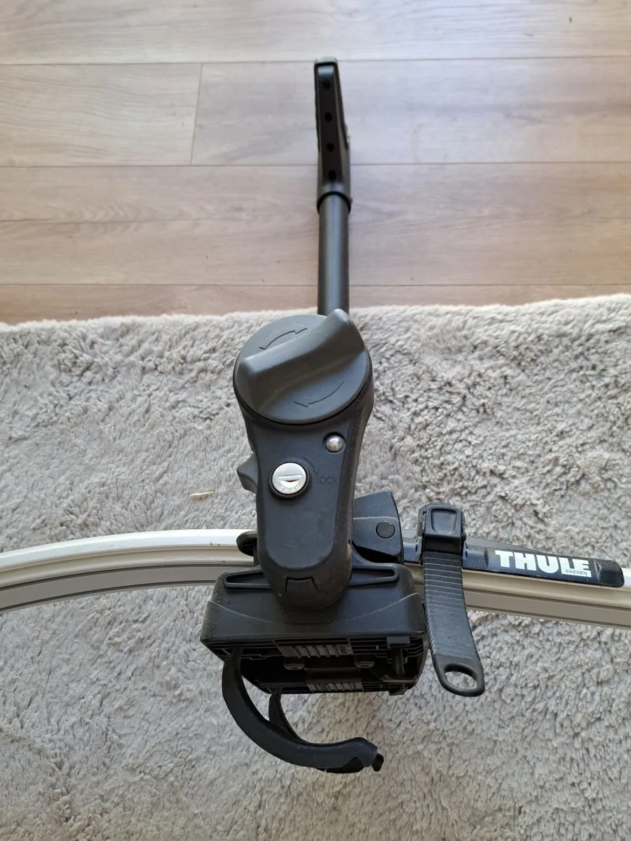 Thule Bike Rack for Roof Bars..as New - Image 2