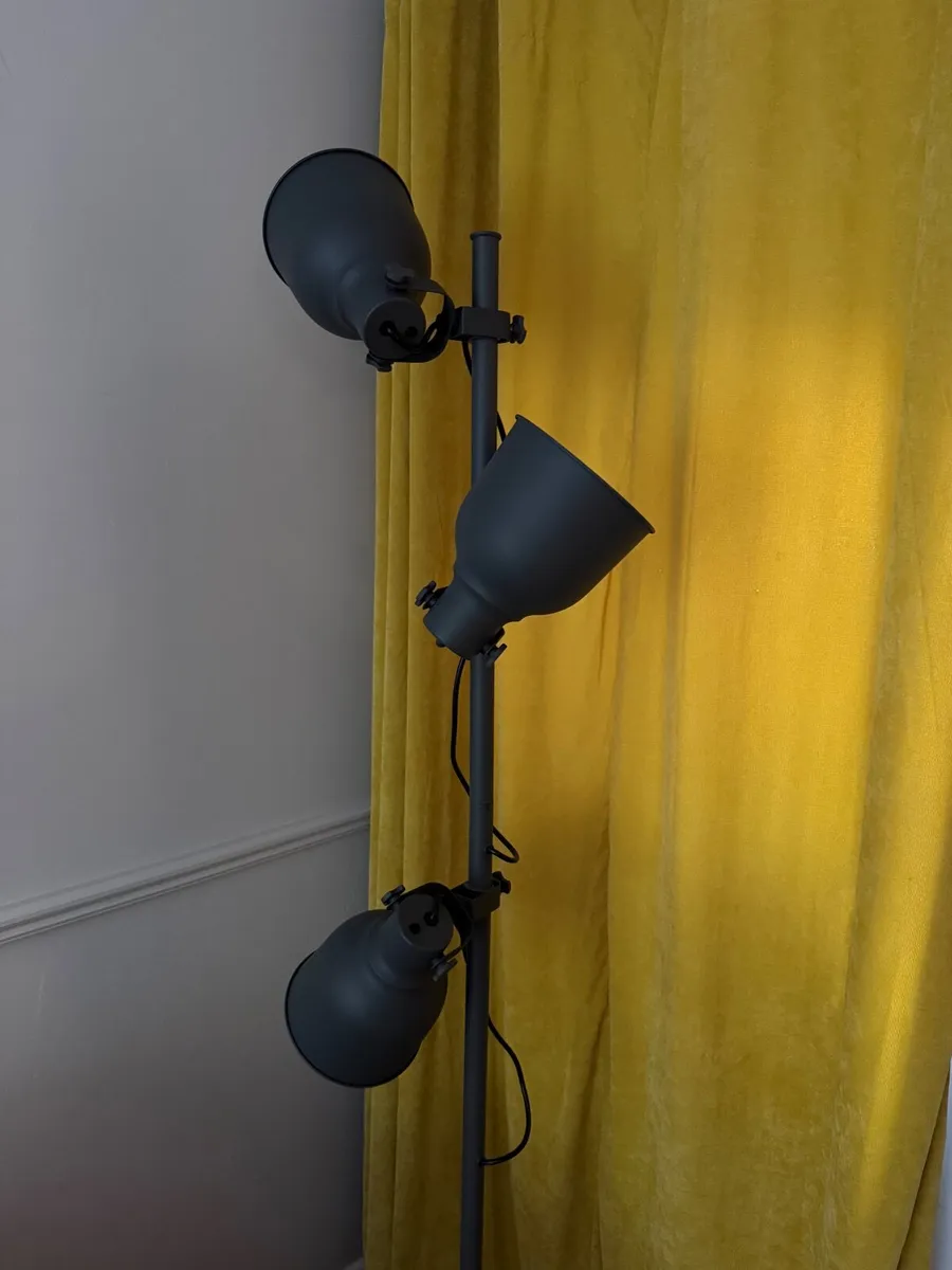Floor lamp - Image 2