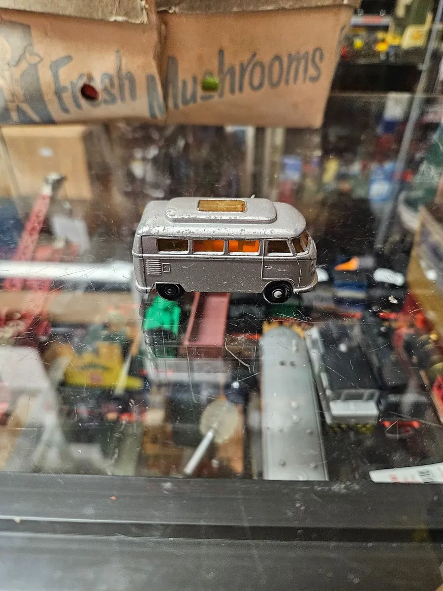 Matchbox Lesney VW Camper Van - Image 3