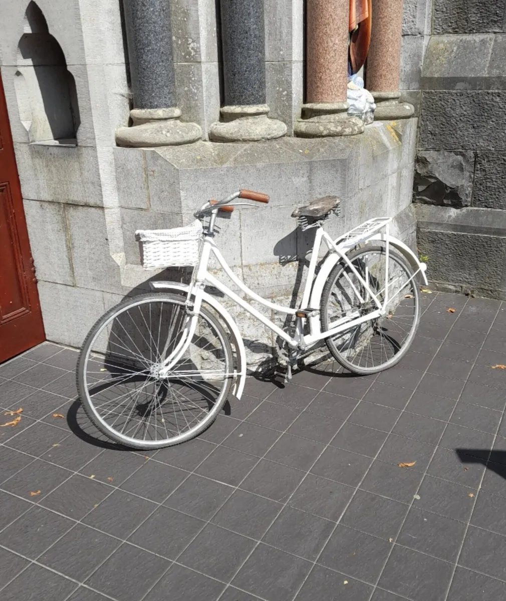 High Nelly Bicycles (decorative) - Image 1