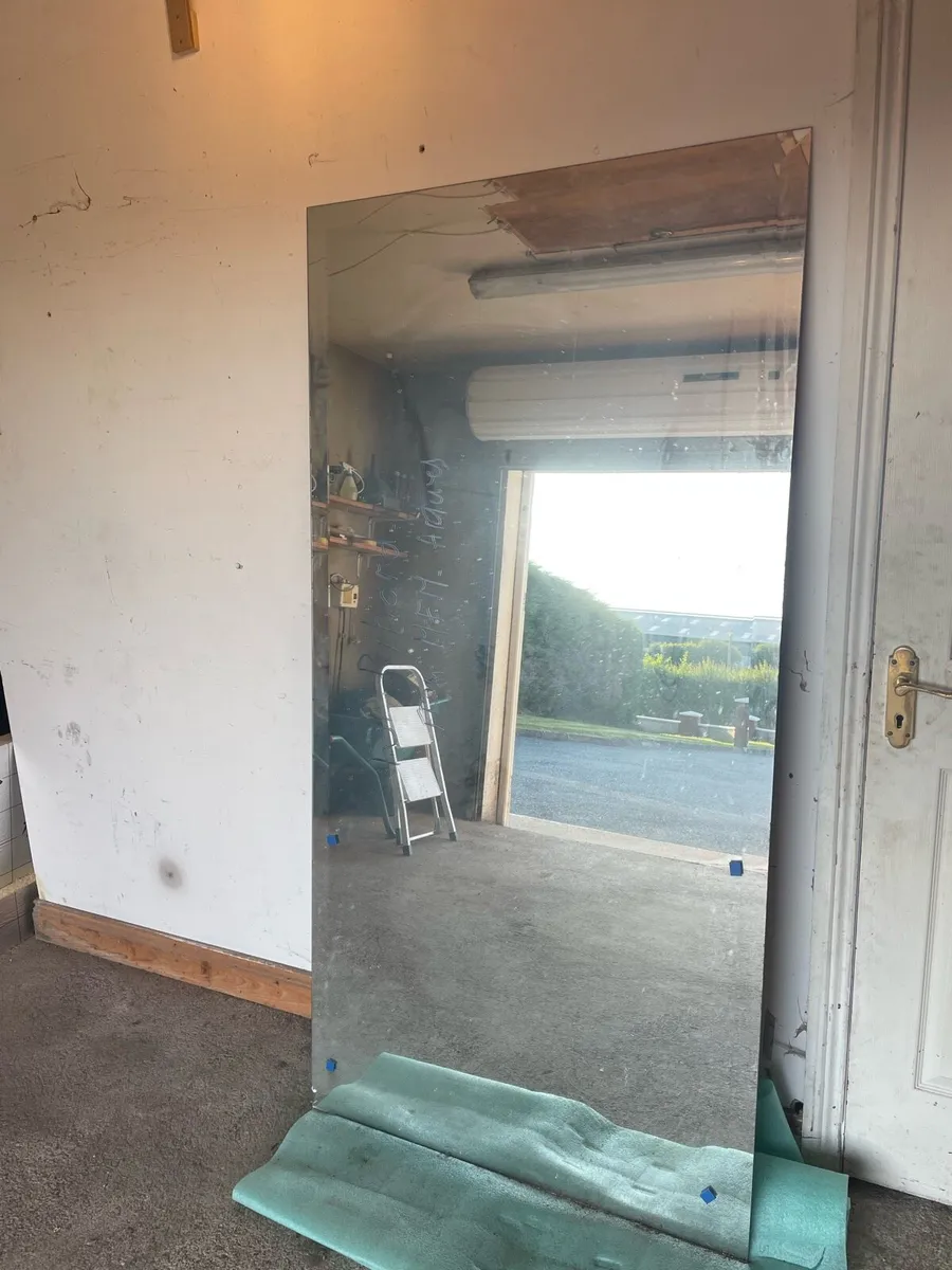 Mirror - Image 1