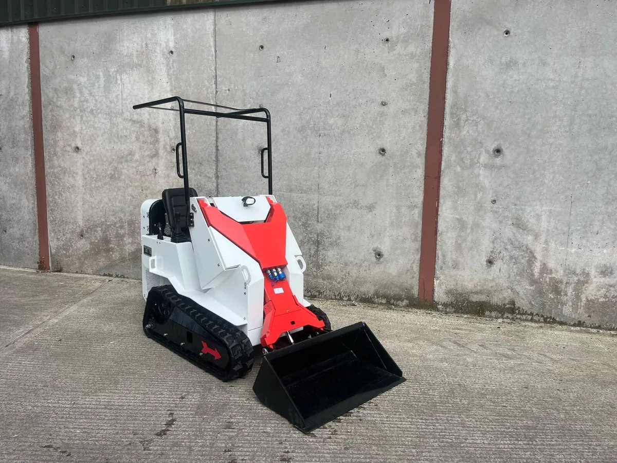 Mach pro mini skid steer - Image 1
