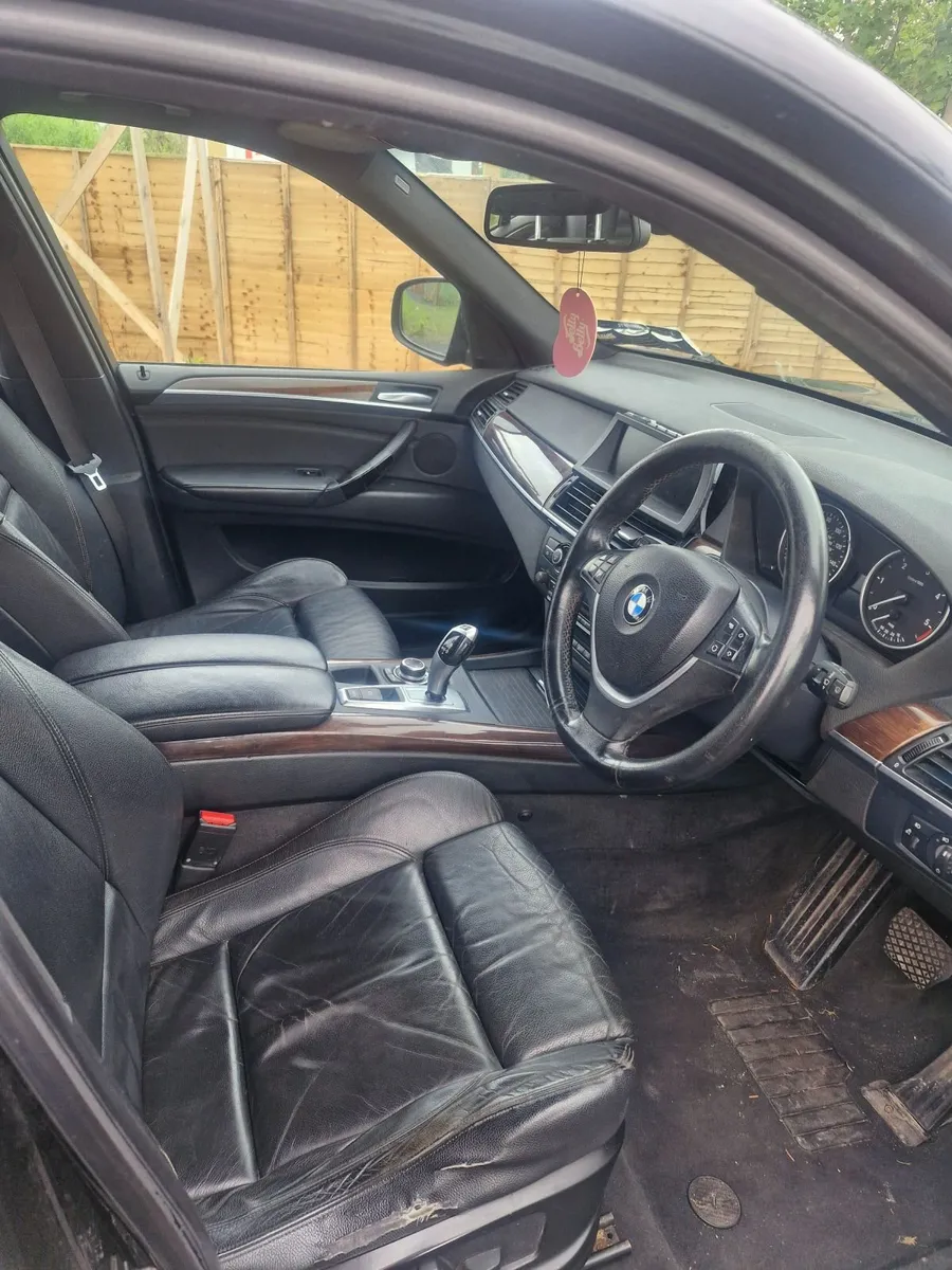 BMW X5 2010 tested 1.27 - Image 3