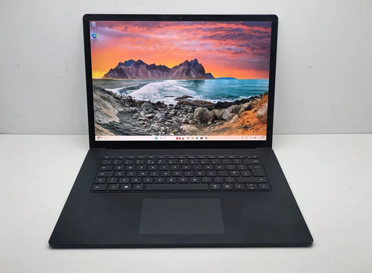 Microsoft Surface Laptop 3 15in -i5(10gen)/Touch M