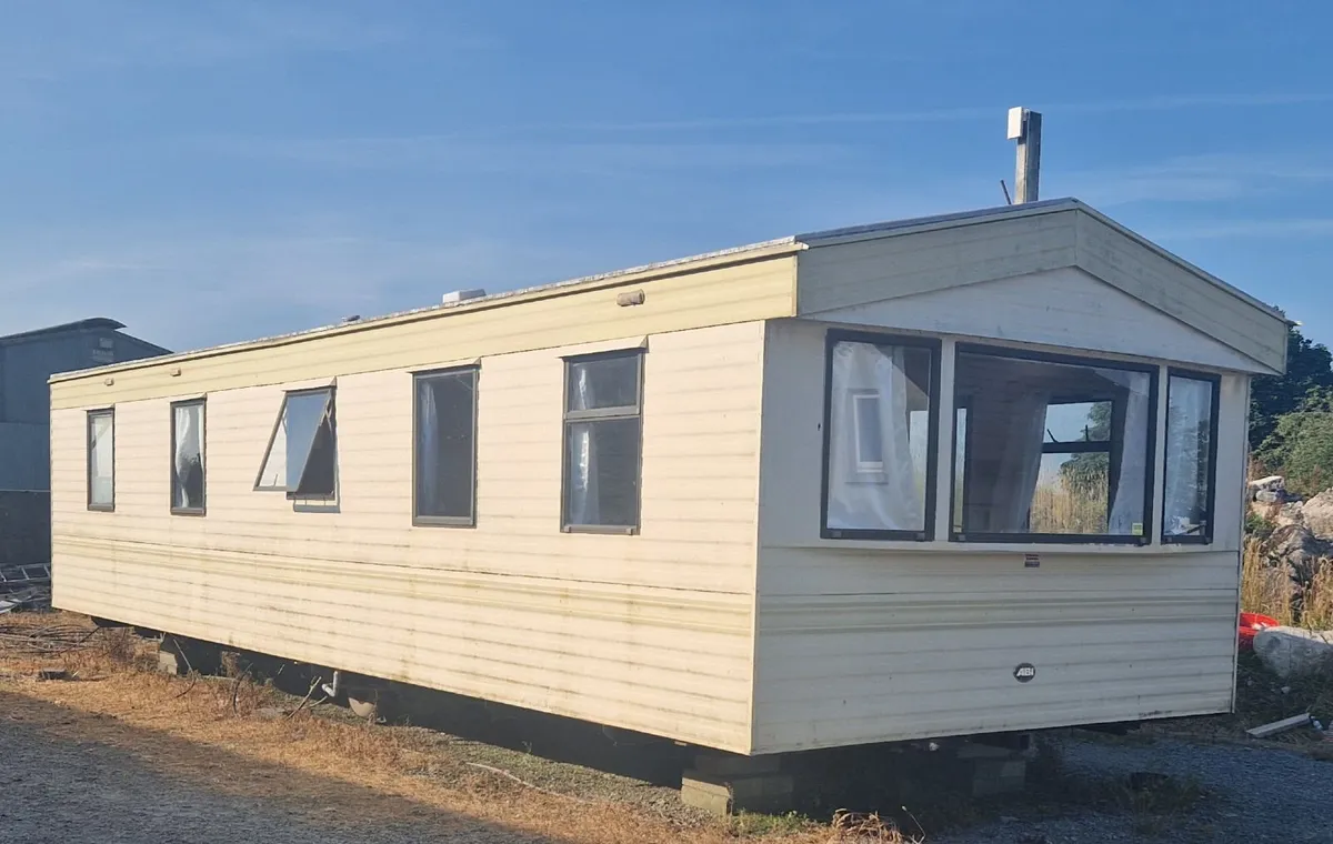 Mobile Home - Image 2